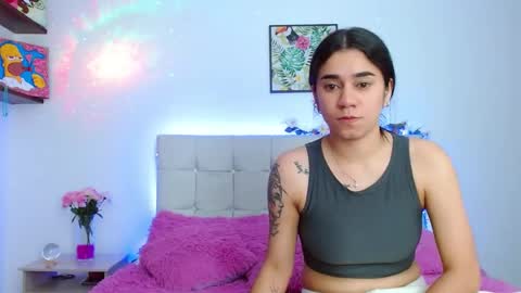 Snapshot of layla_roma chatting on 15, 1, 2025 Lia and Rachel online show from 15, 1, 2025