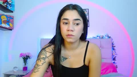 Snapshot of layla_roma chatting on 3, 3, 2025 Lia and Rachel online show from 3, 3, 2025