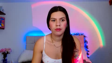 Lia and Rachel online show from 10, 6, 2026