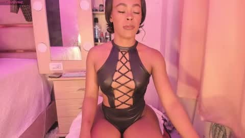 Snapshot of laylacarteer chatting on 17, 6, 2026 LAYLA online show from 17, 6, 2026