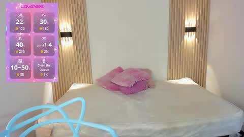 LaylaEmber online show from 25, 2, 2026