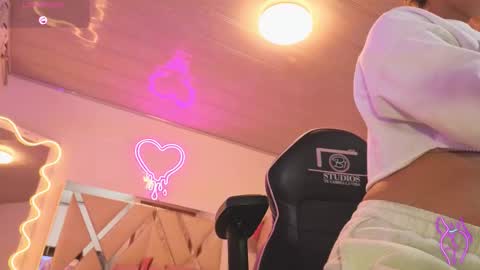 Snapshot of laylafoxy_tay chatting on 22, 10, 2025 laylafoxy_tay online show from 22, 10, 2025