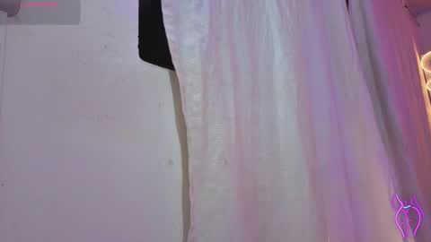 Snapshot of laylafoxy_tay chatting on 24, 11, 2025 laylafoxy_tay online show from 24, 11, 2025