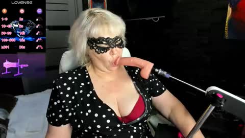 laylalaylamilf online show from 12, 9, 2025