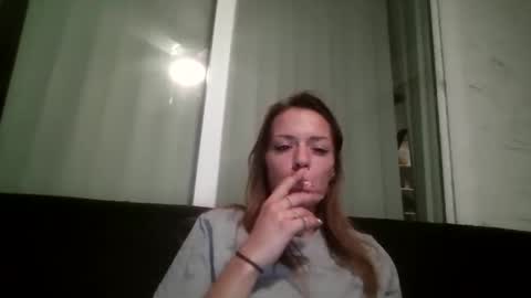 Snapshot of laylarainvip chatting on 14, 9, 2025 laylarainvip online show from 14, 9, 2025