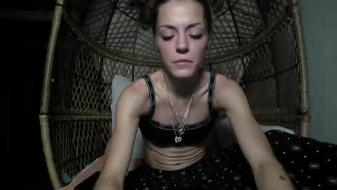 Snapshot of laylarainvip chatting on 21, 9, 2025 laylarainvip online show from 21, 9, 2025