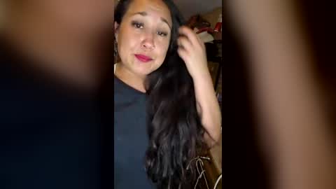 laylolajade online show from 15, 7, 2026
