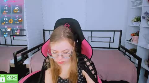 layriantavee online show from 11, 3, 2025