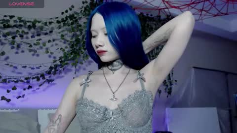 Snapshot of le_chan chatting on 27, 1, 2025 felixe online show from 27, 1, 2025