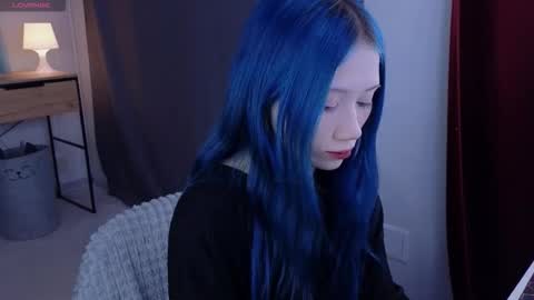 Snapshot of le_chan chatting on 13, 10, 2025 felixe online show from 13, 10, 2025