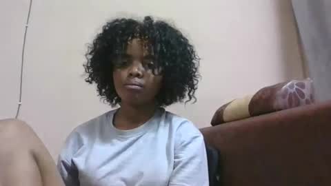 lea96546 online show from 17, 12, 2025