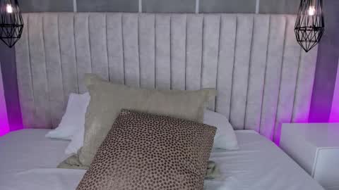    online show from 7, 2, 2026