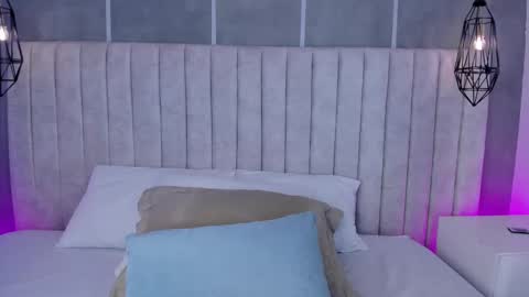    online show from 27, 3, 2026