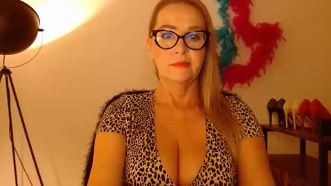 LEA online show from 19, 11, 2025