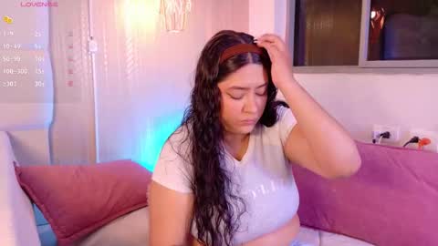 Snapshot of leah_bensoon chatting on 1, 10, 2025 Leah online show from 1, 10, 2025