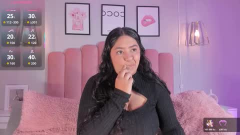 Snapshot of leah_bensoon chatting on 27, 11, 2025 Leah online show from 27, 11, 2025