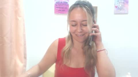 leah_susman online show from 14, 2, 2025