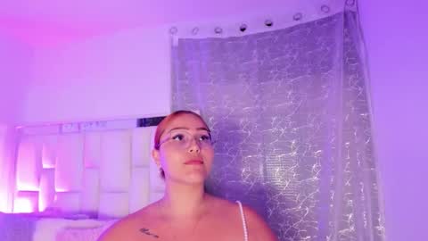 Leah  online show from 3, 12, 2025