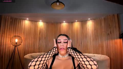 leahlombardi_ online show from 12, 9, 2025