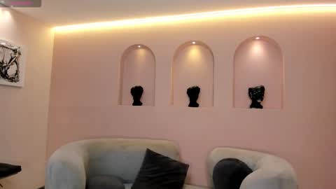 Snapshot of leahnovac chatting on 1, 11, 2025 leahnovac online show from 1, 11, 2025