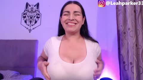 Snapshot of leahparker33 chatting on 1, 5, 2026 leahparker33 online show from 1, 5, 2026