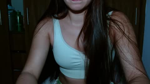 Snapshot of leanaalhub chatting on 2, 2, 2025 leanaalhub online show from 2, 2, 2025