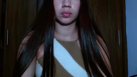 Snapshot of leanaalhub chatting on 5, 3, 2025 leanaalhub online show from 5, 3, 2025