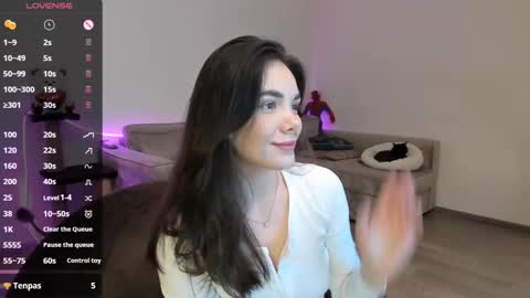 Leana online show from 9, 10, 2025