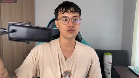 leaneseb online show from 5, 4, 2026