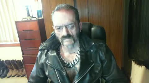Snapshot of leathergreaser chatting on 11, 2, 2025 leathergreaser online show from 11, 2, 2025