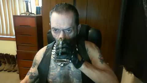 Snapshot of leathergreaser chatting on 17, 2, 2025 leathergreaser online show from 17, 2, 2025