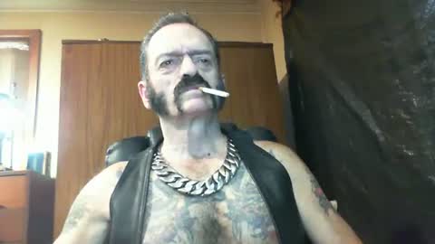 Snapshot of leathergreaser chatting on 25, 2, 2025 leathergreaser online show from 25, 2, 2025