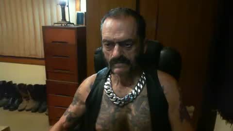 Snapshot of leathergreaser chatting on 12, 3, 2025 leathergreaser online show from 12, 3, 2025