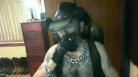 leathergreaser online show from 16, 2, 2026