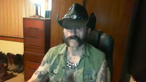 leathergreaser online show from 31, 3, 2026