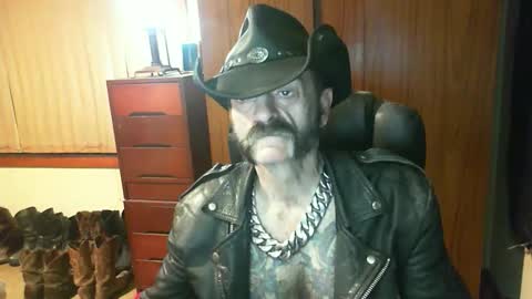leathergreaser online show from 18, 5, 2026