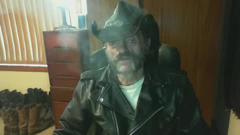 Snapshot of leathergreaser chatting on 14, 6, 2026 leathergreaser online show from 14, 6, 2026