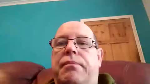 Snapshot of leatherpants68 chatting on 3, 11, 2025 leatherpants68 online show from 3, 11, 2025