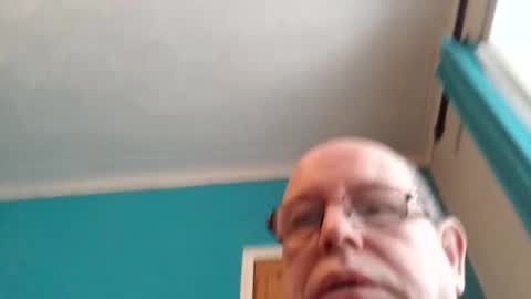 Snapshot of leatherpants68 chatting on 1, 2, 2026 leatherpants68 online show from 1, 2, 2026