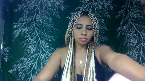 leatianaa online show from 23, 6, 2026