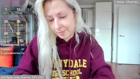 Snapshot of leavixx chatting on 26, 10, 2025 LeaVixx online show from 26, 10, 2025