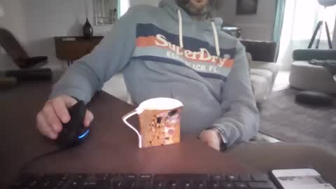 Snapshot of lebovski42002 chatting on 2, 1, 2025 lebovski42002 online show from 2, 1, 2025