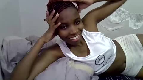 Snapshot of lee_shaz chatting on 7, 2, 2026 lee baby online show from 7, 2, 2026