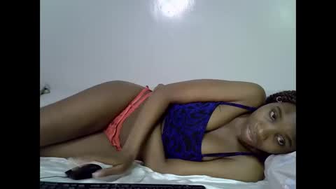 Snapshot of lee_shaz chatting on 8, 6, 2026 lee baby online show from 8, 6, 2026