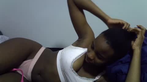 Snapshot of lee_shaz chatting on 28, 6, 2026 lee baby online show from 28, 6, 2026