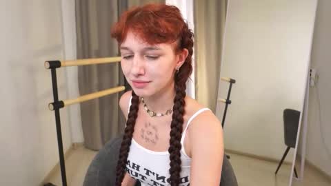 Snapshot of leelooyolo chatting on 13, 11, 2025 leelooyolo online show from 13, 11, 2025