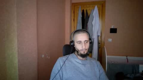 lefrenchiies online show from 2, 2, 2026