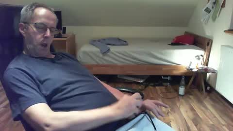 Dave online show from 4, 1, 2025