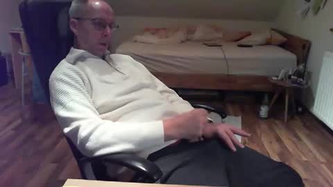 Dave online show from 18, 1, 2025