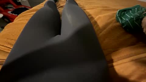 Snapshot of leggingslover7 chatting on 10, 2, 2025 leggingslover7 online show from 10, 2, 2025